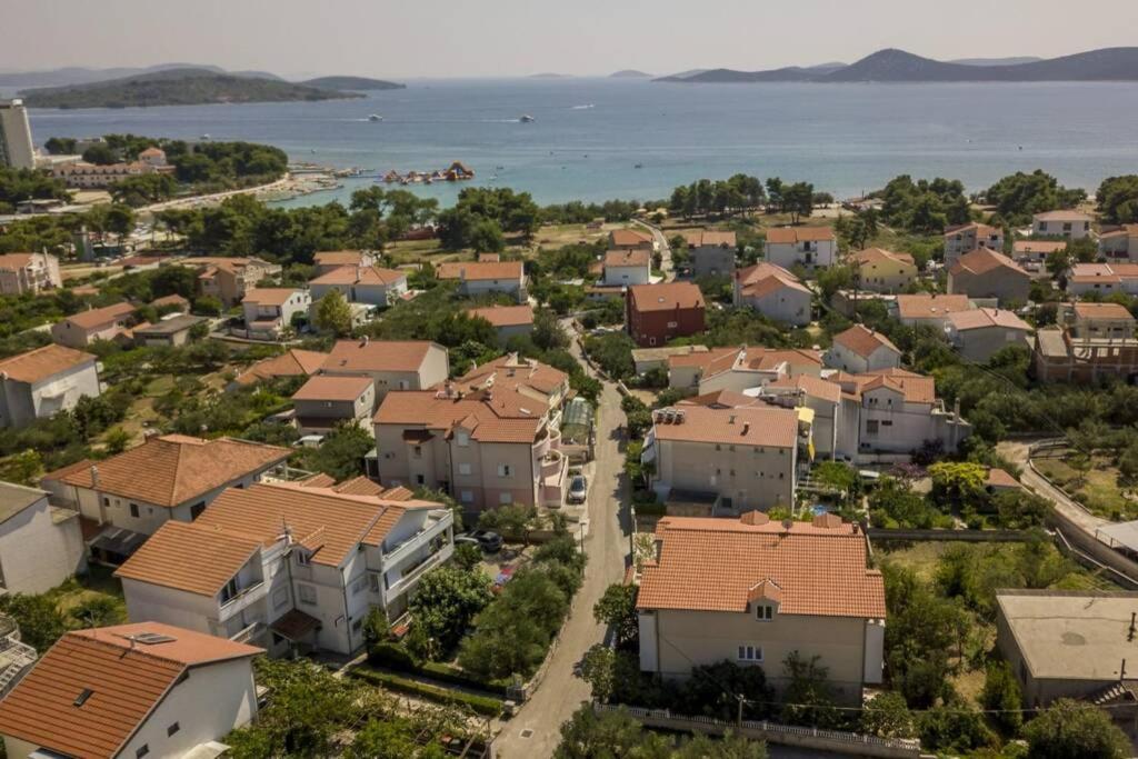 Royal Platinum Studio Apartment Vodice Extérieur photo