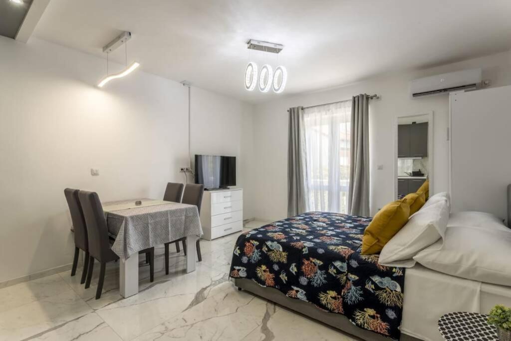 Royal Platinum Studio Apartment Vodice Extérieur photo
